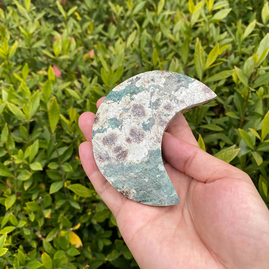 Natural Blue Fireworks Agate Moon Carving