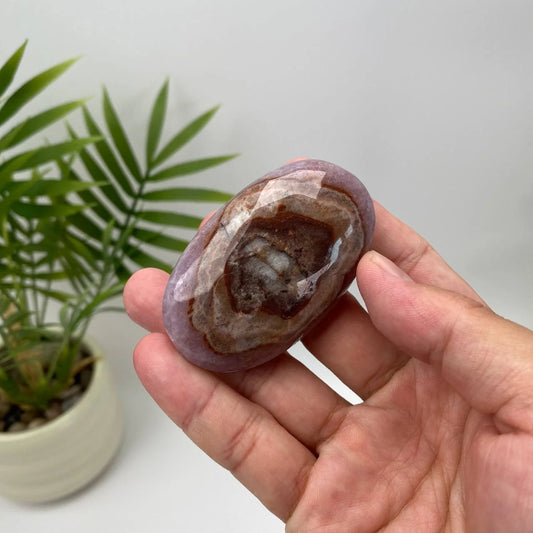 Natural Amethyst Agate Palm Stone