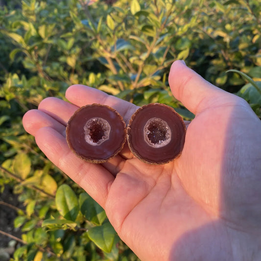 Natural ZhanGuo Red Agate Crystal Pair Carving