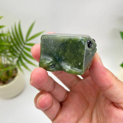 Natural Serpentine Frog Carving