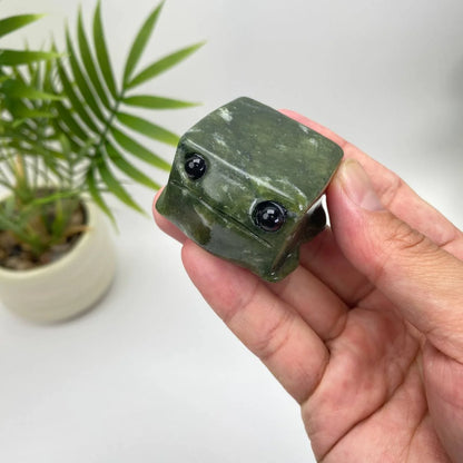 Natural Serpentine Frog Carving