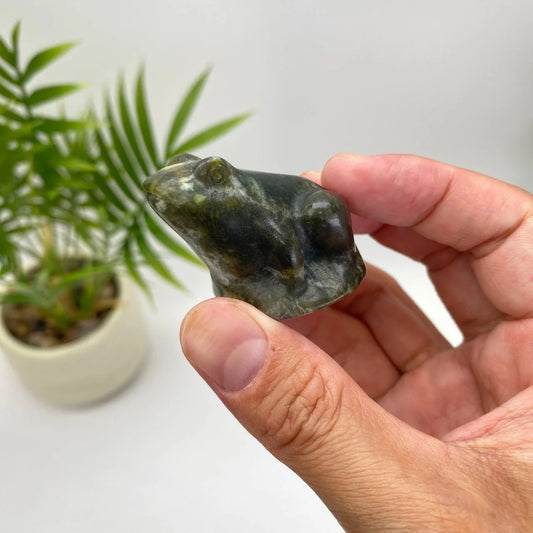 Natural Serpentine Frog – Mottled Dark Green