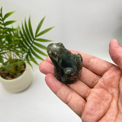 Natural Serpentine Frog – Mottled Dark Green
