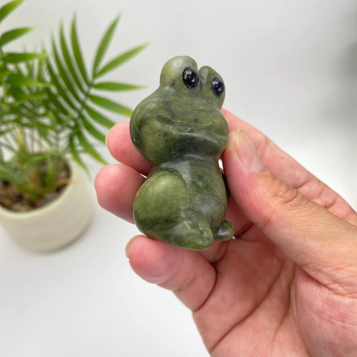 Natural Serpentine Frog – dark green veined