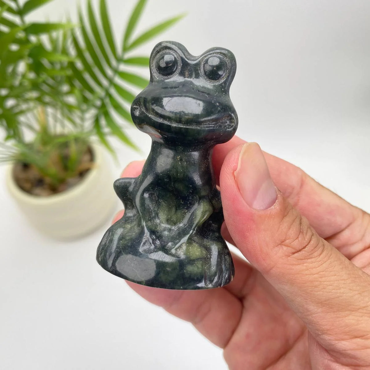 Natural Serpentine Frog – Dark Green Mottled