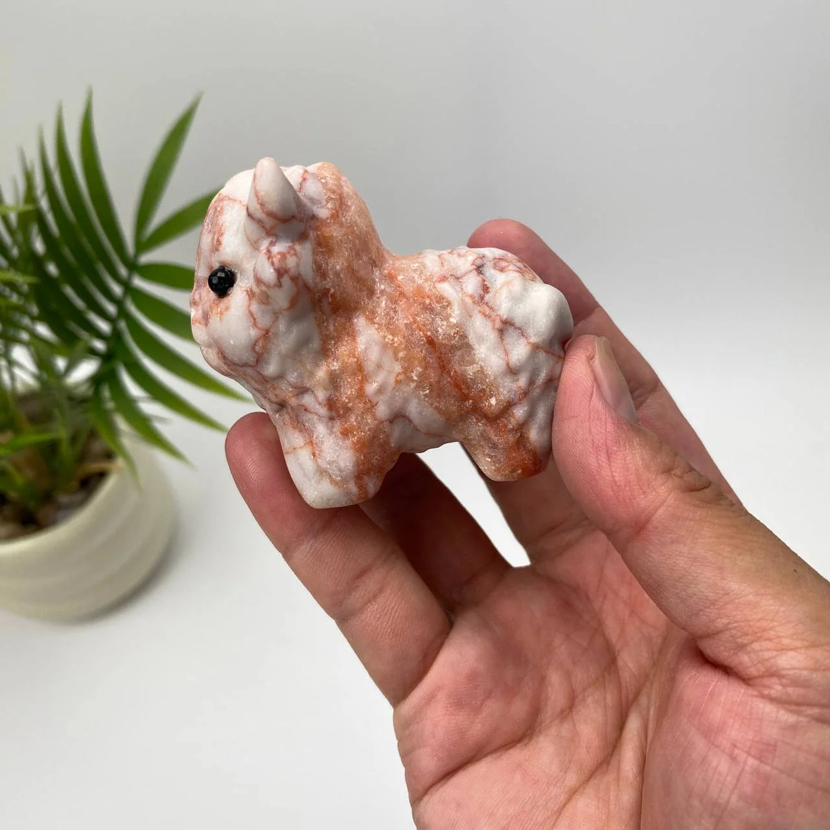 Natural Crystal Highland Cow Carving