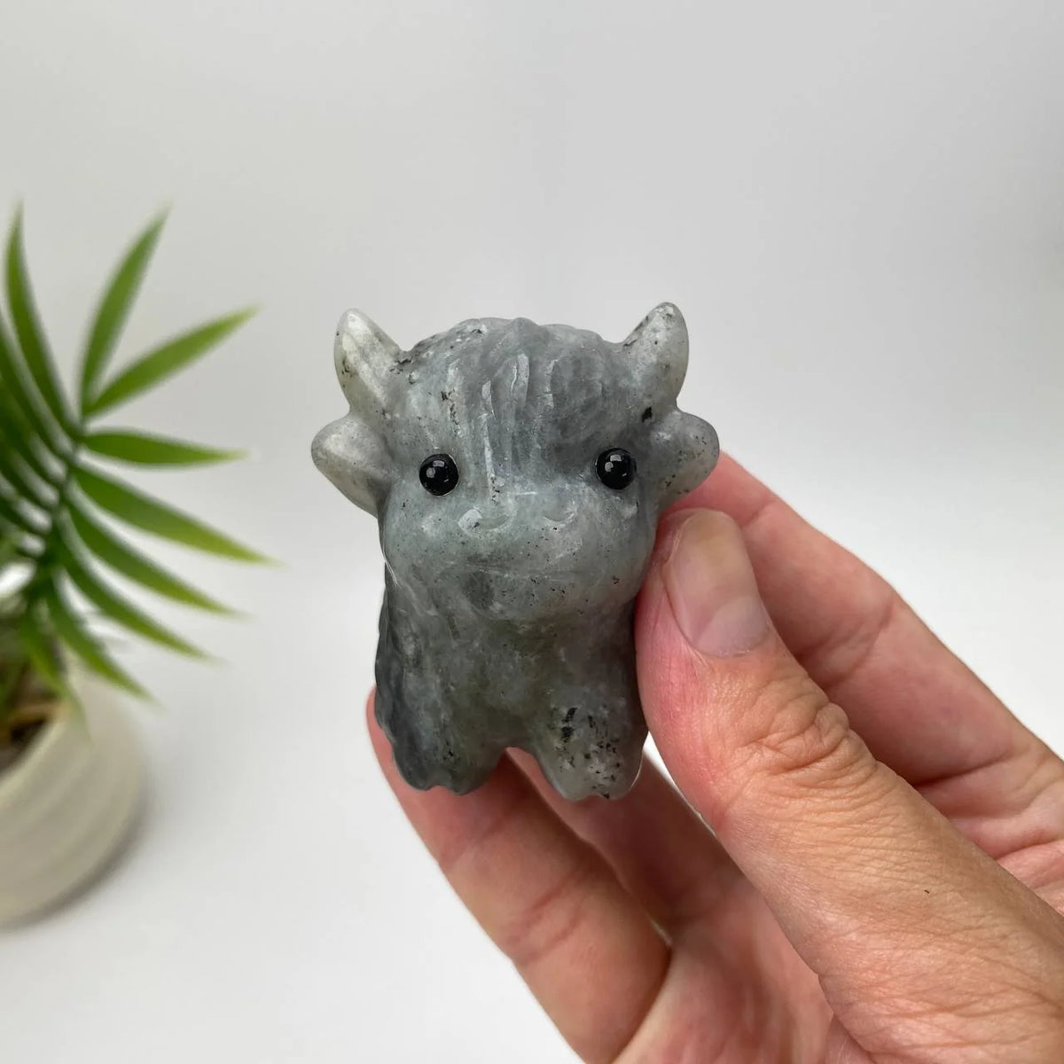 Natural Crystal Highland Cow Carving